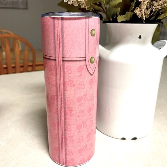 20 oz. Barbie purse ๐ tumbler. - Picture 4 of 6